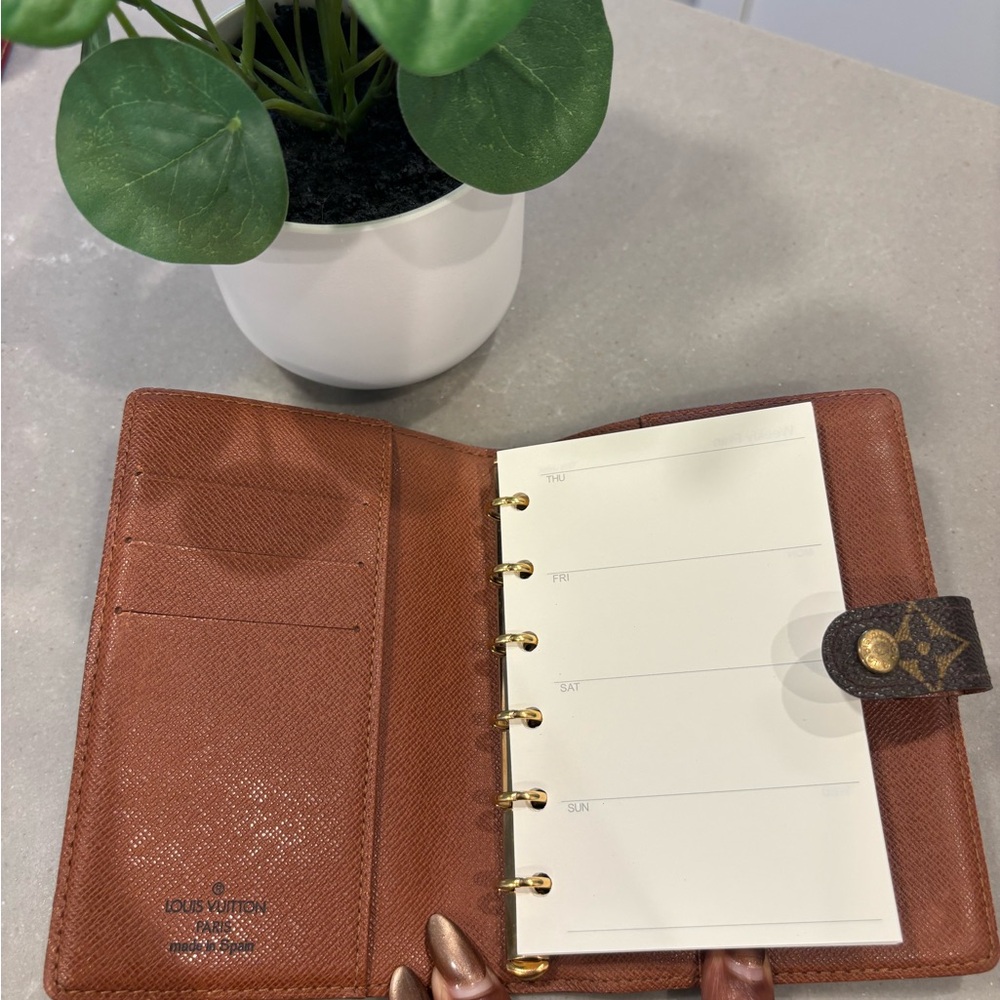 LV Tan Leather Organizer - Picture 3 of 7